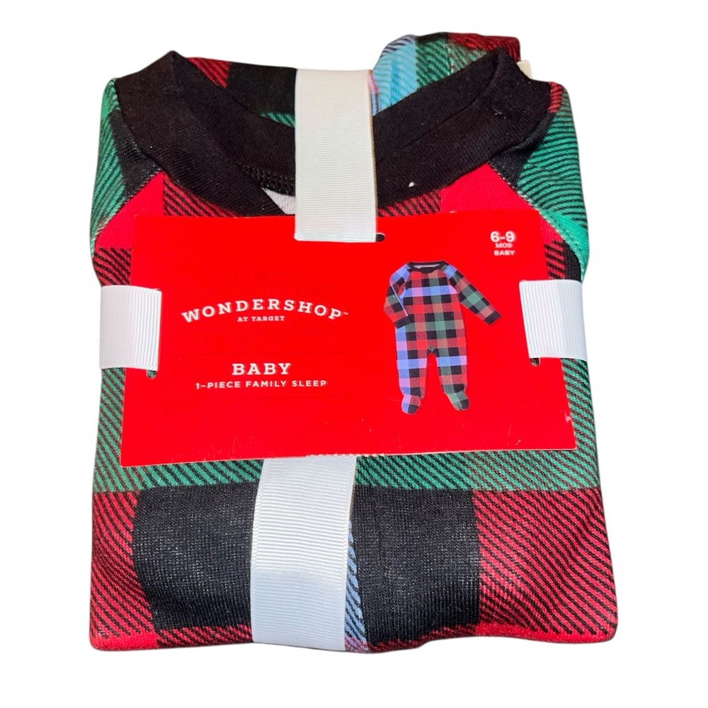 Wondershop Festive Plaid Sleepwear